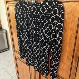 Black and White Circle Pattern Skirt
